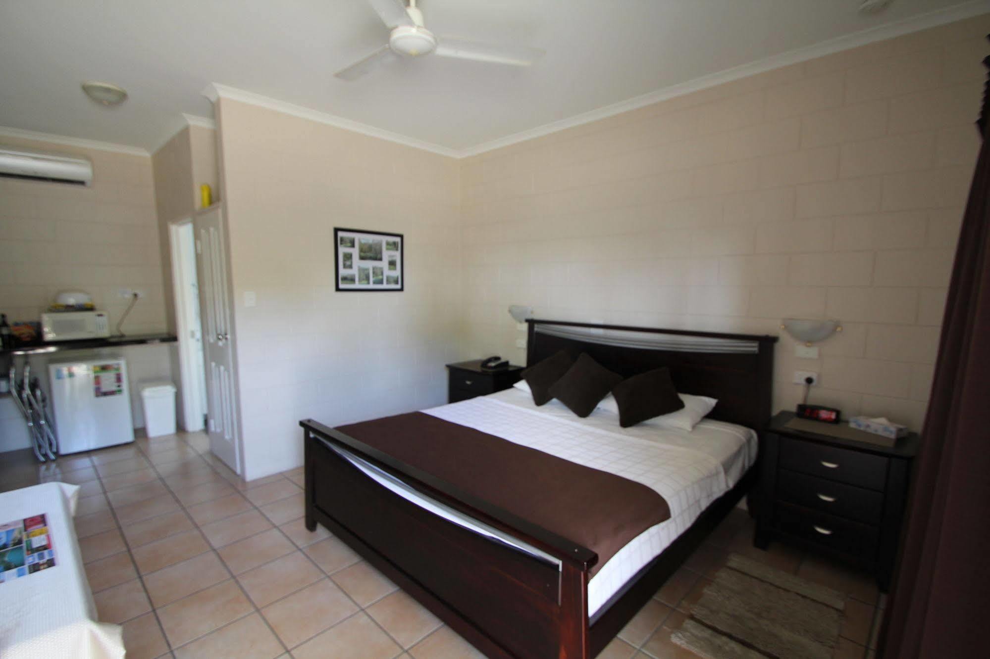 Colonial Rose Motel Townsville Zewnętrze zdjęcie