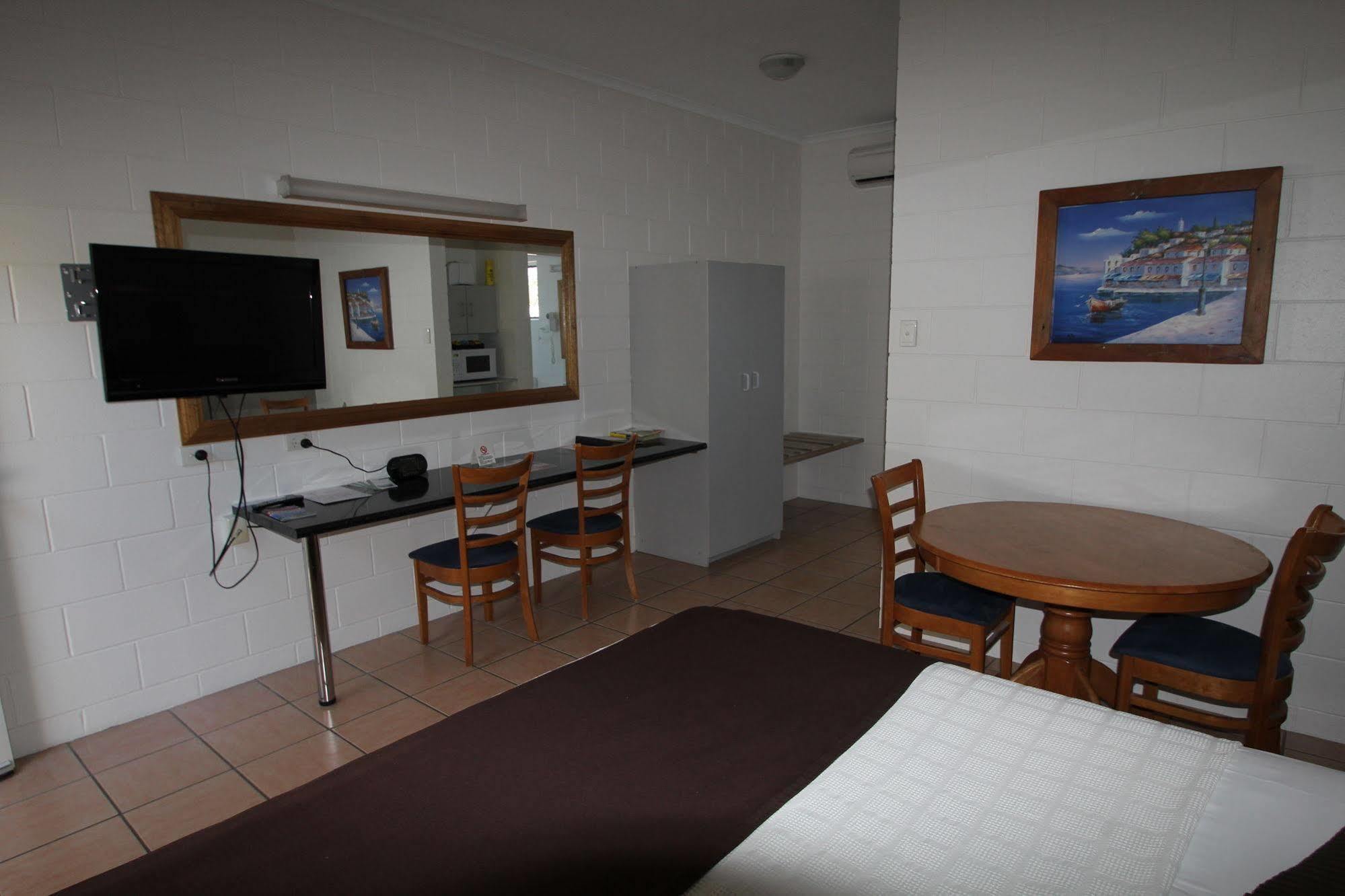 Colonial Rose Motel Townsville Zewnętrze zdjęcie